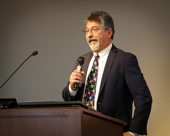 Dr. Fredy Revilla